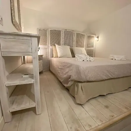 La Casa Di Chris Holiday home